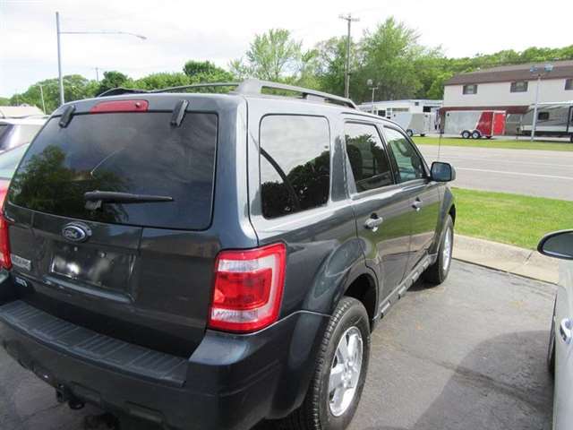 2009 Ford Escape XLT 4dr SUV V6